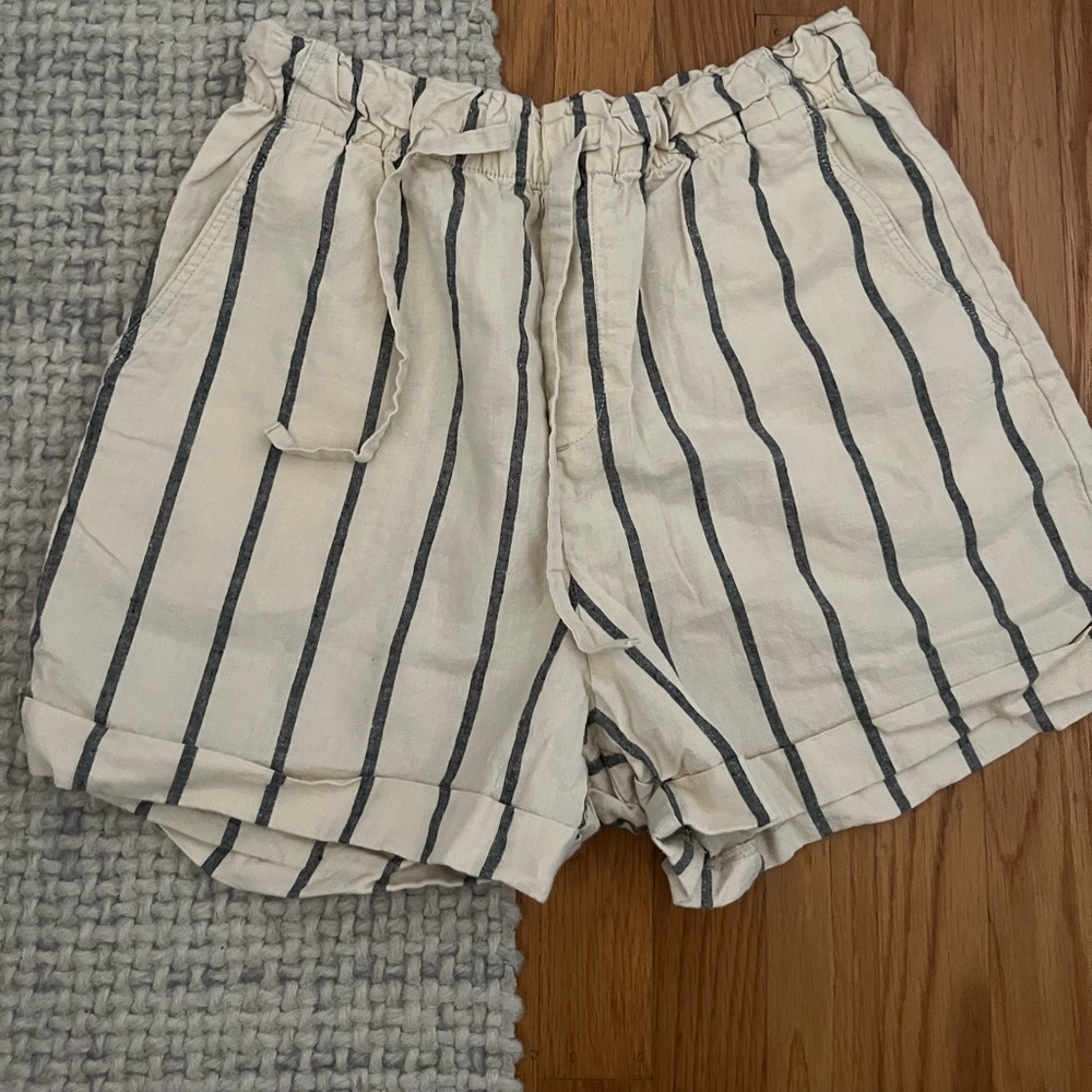 Uniqlo Linen Shorts